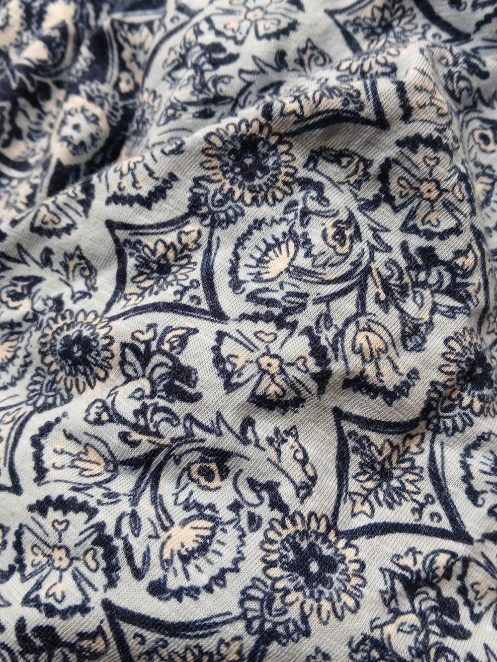 Wonderly Floral Top Size XL - Picture 3 of 6